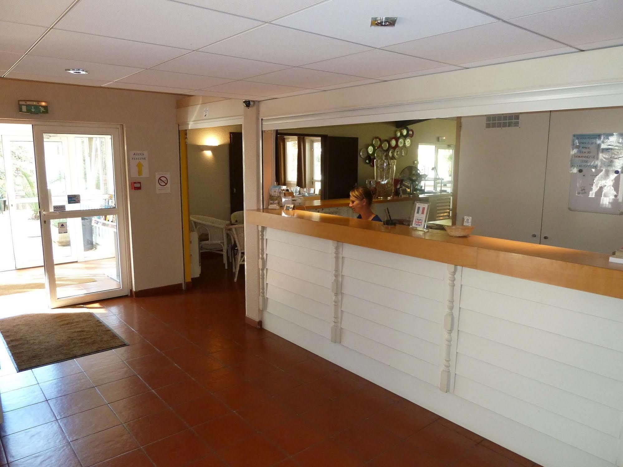 Hotel & Restaurant Heliotel Montferrier-sur-Lez Esterno foto